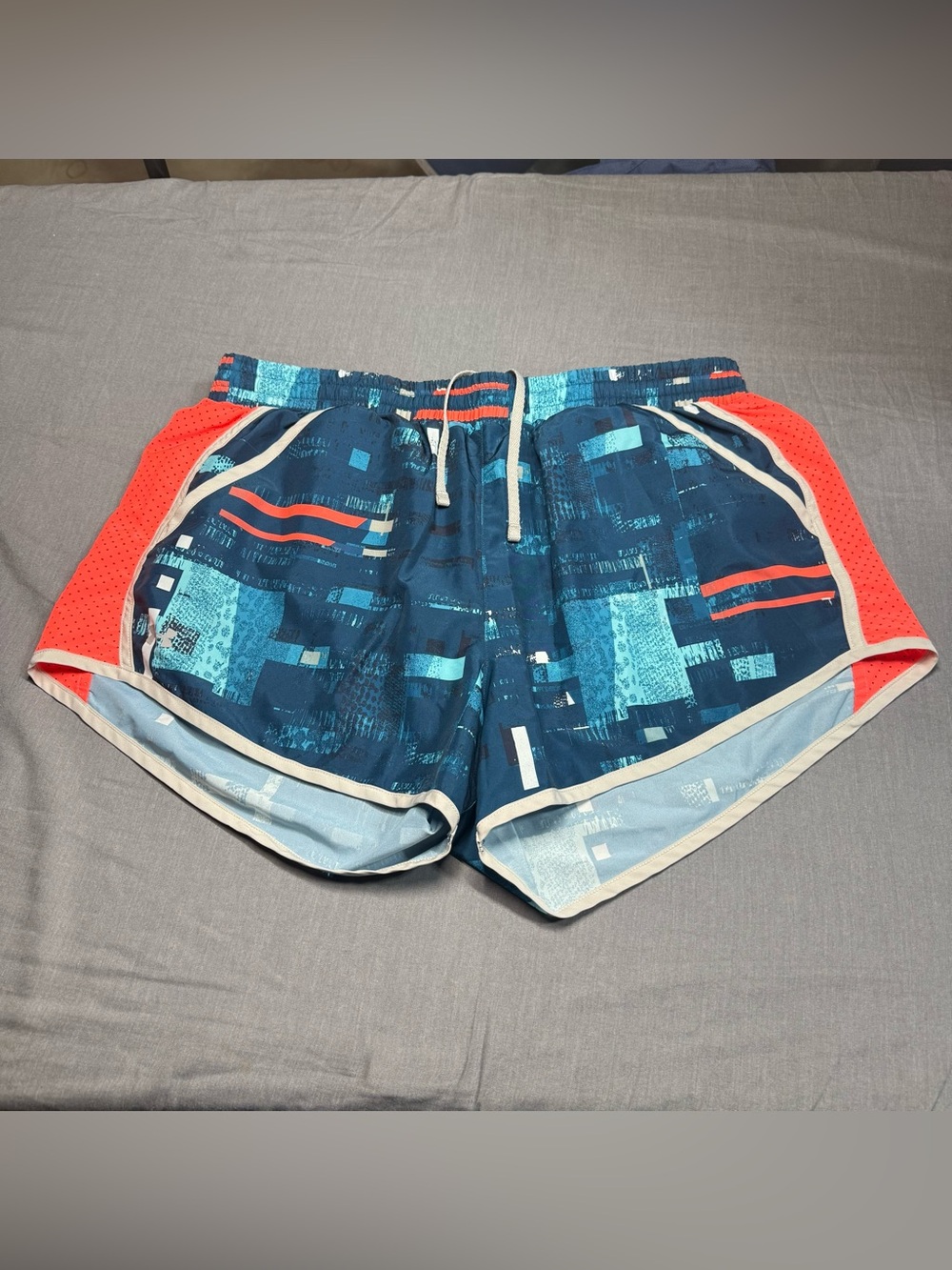 Under Armour Women’s Teal and Coral Graphic Athletic Shorts